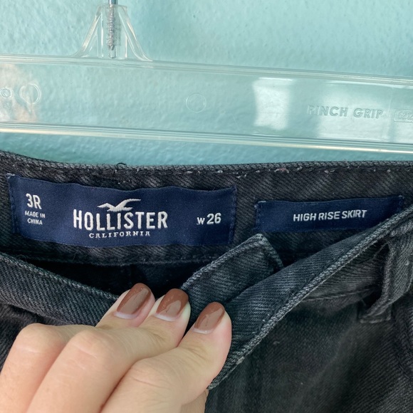Hollister Black Denim Jean Mini Skirt Distressed - Picture 5 of 6